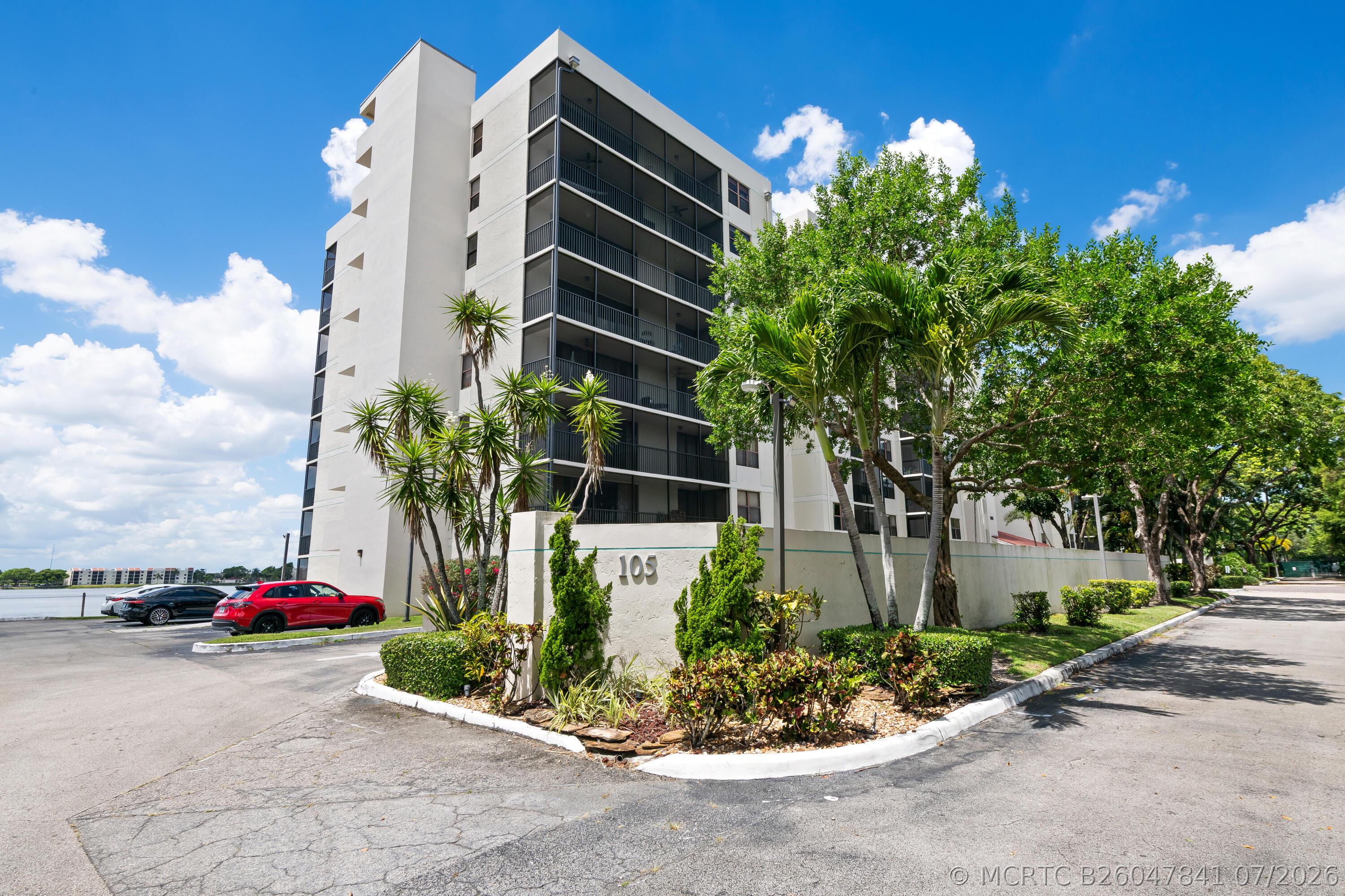 105 Lake Emerald Dr #706 - 105 Lake Emerald Dr #706, Oakland Park, FL 33309 Luxury Property | Jose Angel Pina