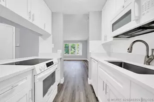 2319 N Congress Ave, Boynton Beach, FL 33426 - Photo 13
