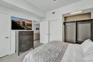 159 NE 6th St, Miami, FL 33132 - Photo 13