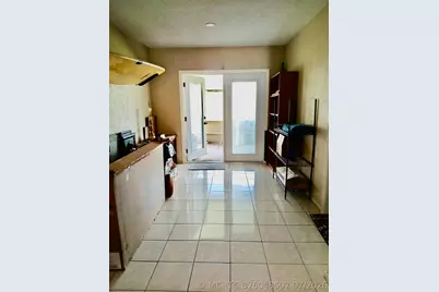 9500 NW 70th Street, Tamarac, FL 33321 - Photo 17