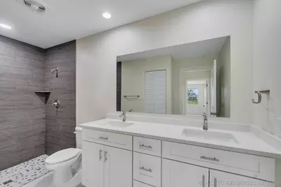 1256 NW Bentley Circle #B, Port Saint Lucie, FL 34986 - Photo 7
