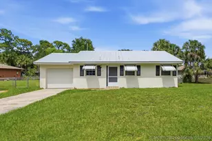 273 Easy St, Sebastian, FL 32958 - Photo 3