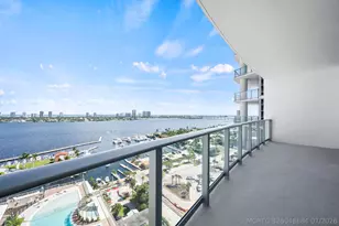 220 Lake Shore Dr, Lake Park, FL 33403 - Photo 7