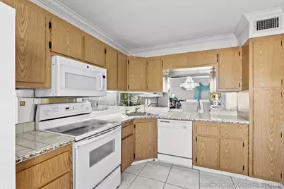 218 Foxtail Drive #B, Greenacres, FL 33415 - Photo 3