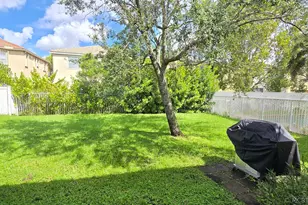 9138 Dupont Pl, Wellington, FL 33414 - Photo 15