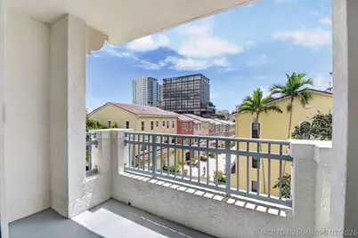 403 S Sapodilla Avenue #307, West Palm Beach, FL 33401 - Photo 9
