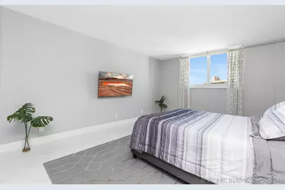 19380 Collins Avenue #1527, Sunny Isles Beach, FL 33160 - Photo 3