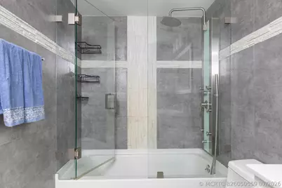 19380 Collins Avenue #1527, Sunny Isles Beach, FL 33160 - Photo 5