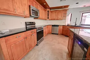 19915 Back 9 Dr, Boca Raton, FL 33498 - Photo 5