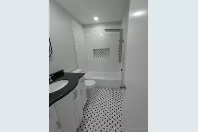 2147 Discovery Circle W, Deerfield Beach, FL 33442 - Photo 21