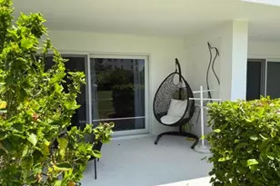 33 S Ocean Ave, Singer Island, FL 33404 - Photo 9