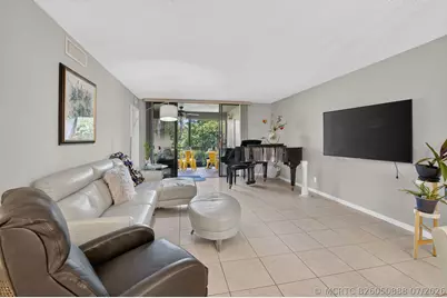 7473 Glendevon Lane #402, Delray Beach, FL 33446 - Photo 7