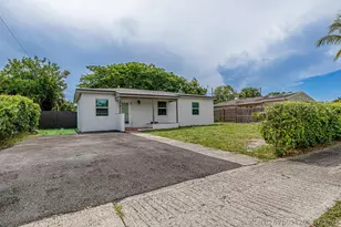 1416 S C St, Lake Worth Beach, FL 33460 - Photo 3