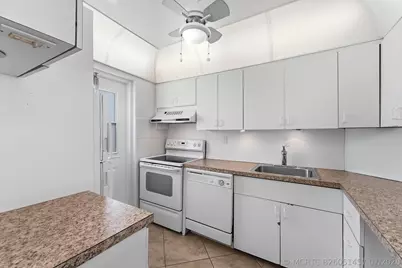 1427 E Hillsboro Boulevard #123, Deerfield Beach, FL 33441 - Photo 11