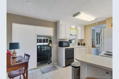 174 NE Emerald Drive, Jensen Beach, FL 34957 - Photo 15