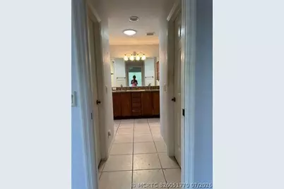 992 Ridgeland Path, The Villages, FL 32162 - Photo 9