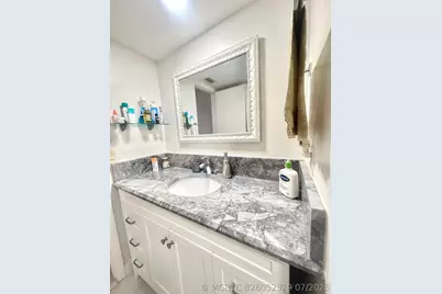4640 Lucerne Lakes Boulevard W #402, Lake Worth, FL 33467 - Photo 19