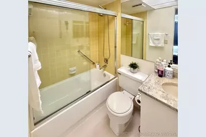 4640 Lucerne Lakes Boulevard W #402, Lake Worth, FL 33467 - Photo 25