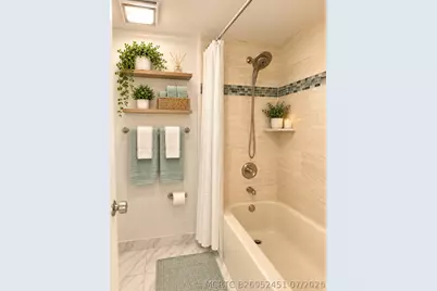 517 Dotterel Road #31B, Delray Beach, FL 33444 - Photo 13