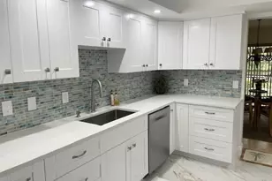 2306 Fairway Dr S, Jupiter, FL 33477 - Photo 9