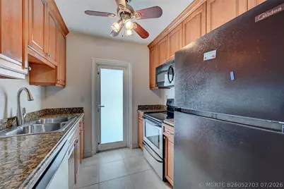 2020 NE 56th Street #204, Fort Lauderdale, FL 33308 - Photo 5