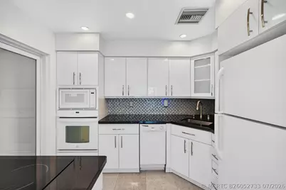 4836 NE 23rd Avenue #31, Fort Lauderdale, FL 33308 - Photo 5