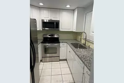 890 N Federal Highway #102, Lantana, FL 33462 - Photo 3