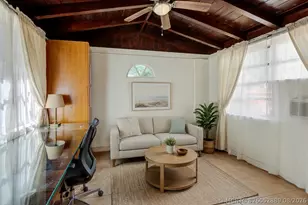 1136 NE 17th Way, Fort Lauderdale, FL 33304 - Photo 3