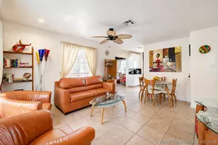 1136 NE 17th Way, Fort Lauderdale, FL 33304 - Photo 29