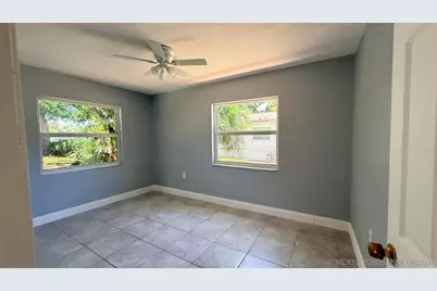 607 N 19th Street, Fort Pierce, FL 34950 - Photo 11