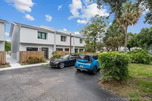 2116 NE 44th St, Lighthouse Point, FL 33064 - Photo 5