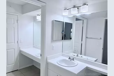 2640 S University Drive S #127, Davie, FL 33328 - Photo 15