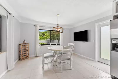 728 NE 9th Avenue, Boynton Beach, FL 33435 - Photo 15