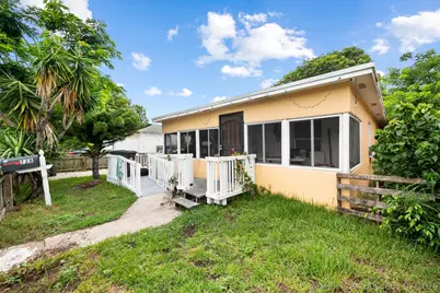 728 22nd Street, West Palm Beach, FL 33407 - Photo 1