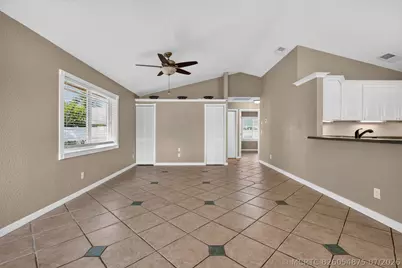166 Raintree, Jupiter, FL 33458 - Photo 7
