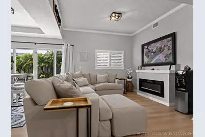 524 7th Square #102, Vero Beach, FL 32962 - Photo 9