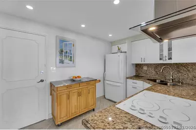 3233 NE 34th Street #1112A, Fort Lauderdale, FL 33308 - Photo 5
