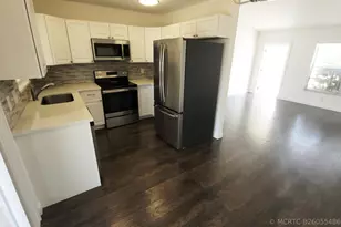 135 Village Cir, Jupiter, FL 33458 - Photo 5