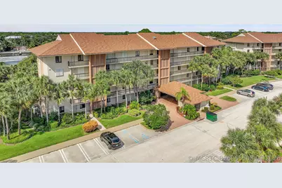 2001 Marina Isle Way #203, Jupiter, FL 33477 - Photo 3