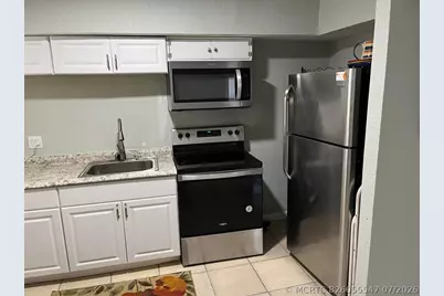 813 9th Avenue N #B, Lake Worth, FL 33460 - Photo 5
