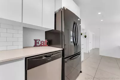 1712 NE 50th Court, Pompano Beach, FL 33064 - Photo 23