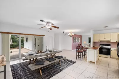 13988 Lake Lure Court, Miami Lakes, FL 33014 - Photo 5