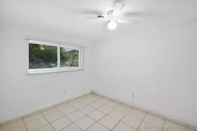 13988 Lake Lure Court, Miami Lakes, FL 33014 - Photo 23