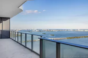 700 NE 24th St, Miami, FL 33137 - Photo 25
