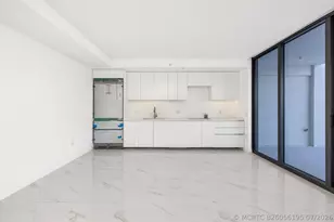 700 NE 24th St, Miami, FL 33137 - Photo 33