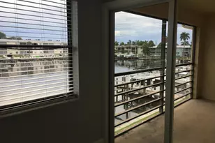 309 Lake Cir, North Palm Beach, FL 33408 - Photo 9