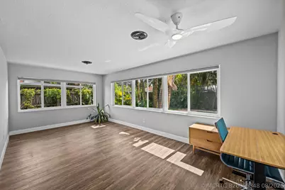 4860 NE 6th Avenue, Oakland Park, FL 33334 - Photo 25