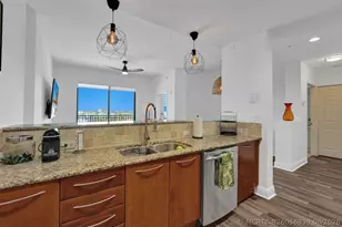 511 Lucerne Ave, Lake Worth Beach, FL 33460 - Photo 3
