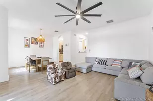 4414 Morgan Ln, Davie, FL 33328 - Photo 5