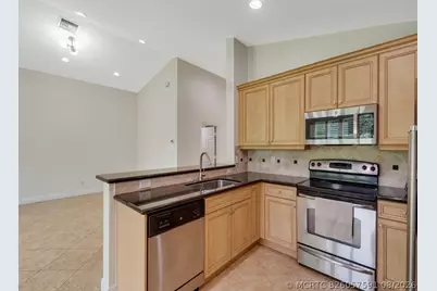 1975 Grey Falcon Circle SW, Vero Beach, FL 32962 - Photo 9
